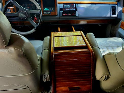 Used 1994 GMC Suburban 2500 image 15
