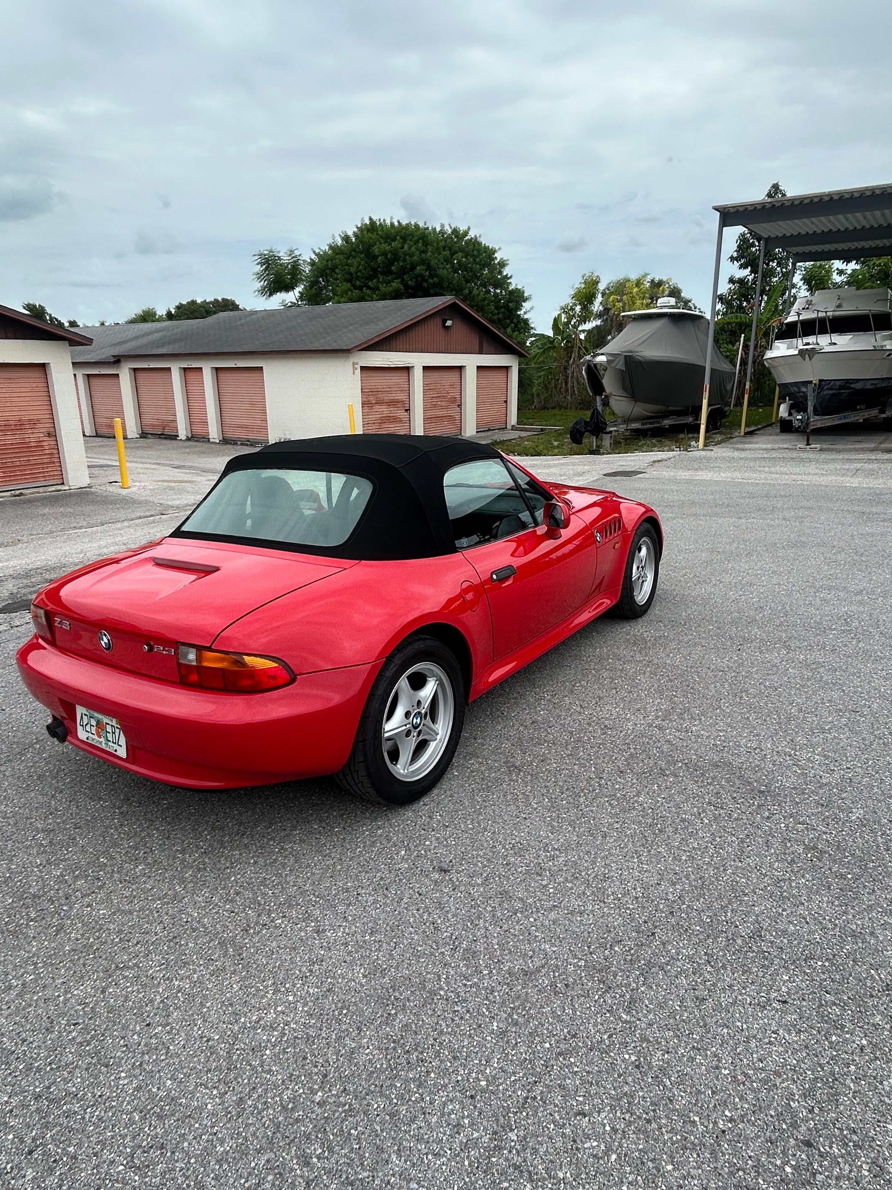 Used 1999 BMW Z3 2.5i RWD image 5