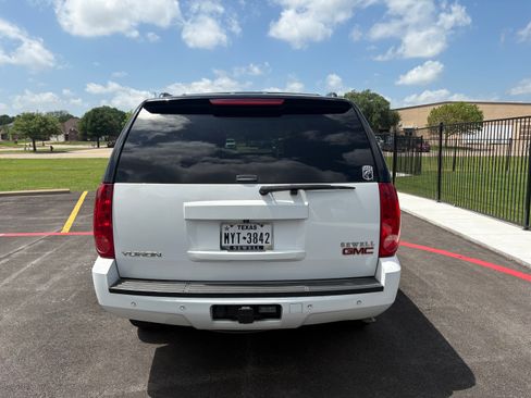 Used 2013 GMC Yukon SLT image 5