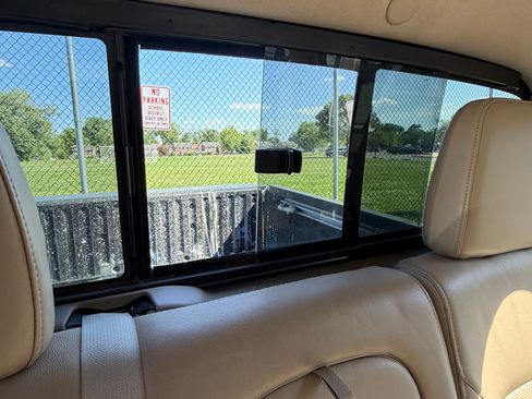Used 2015 Nissan Frontier SL AWD/4WD image 15