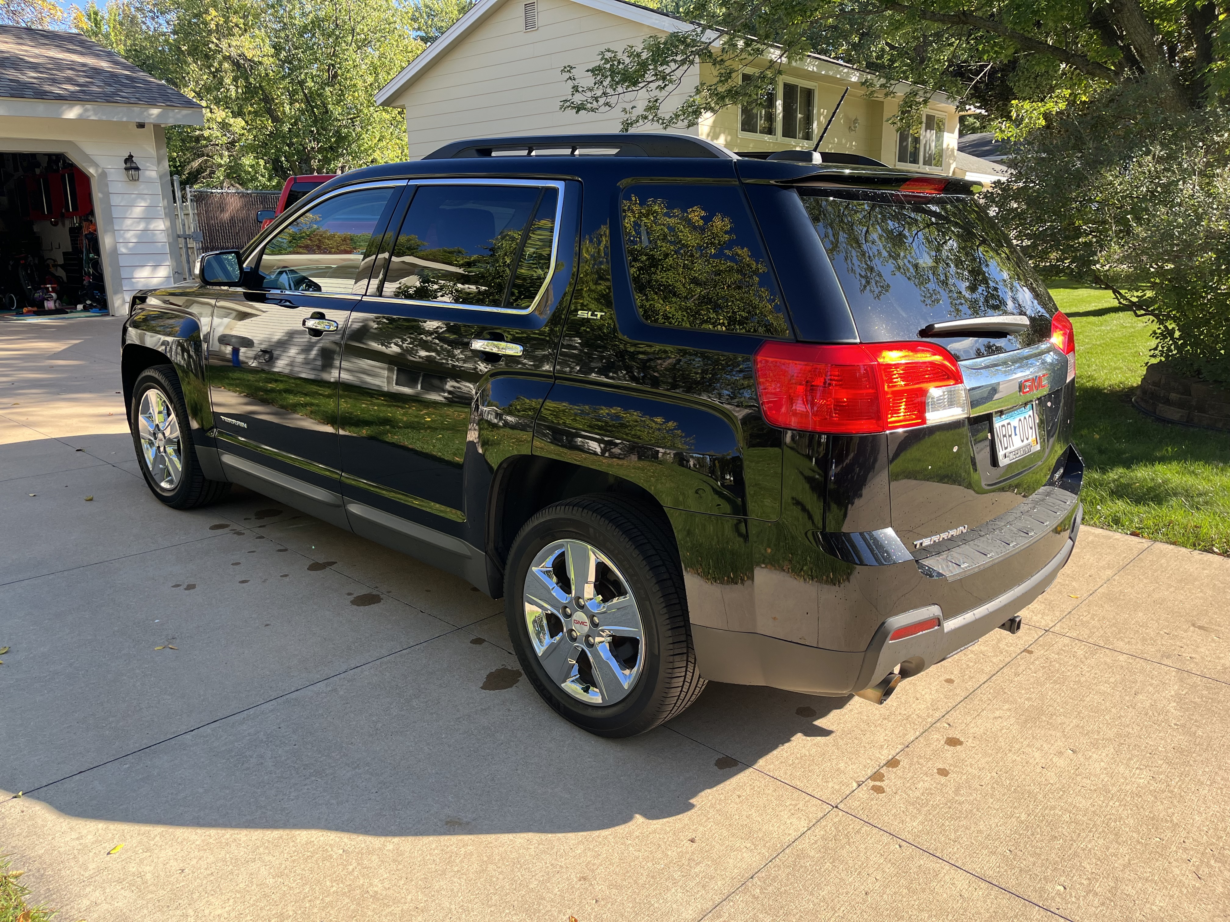 Used 2015 GMC Terrain SLT w/ Chrome Edition AWD/4WD image 6