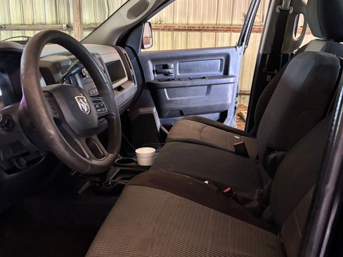 Used 2012 RAM 2500 ST w/ Chrome Appearance Group AWD/4WD image 9