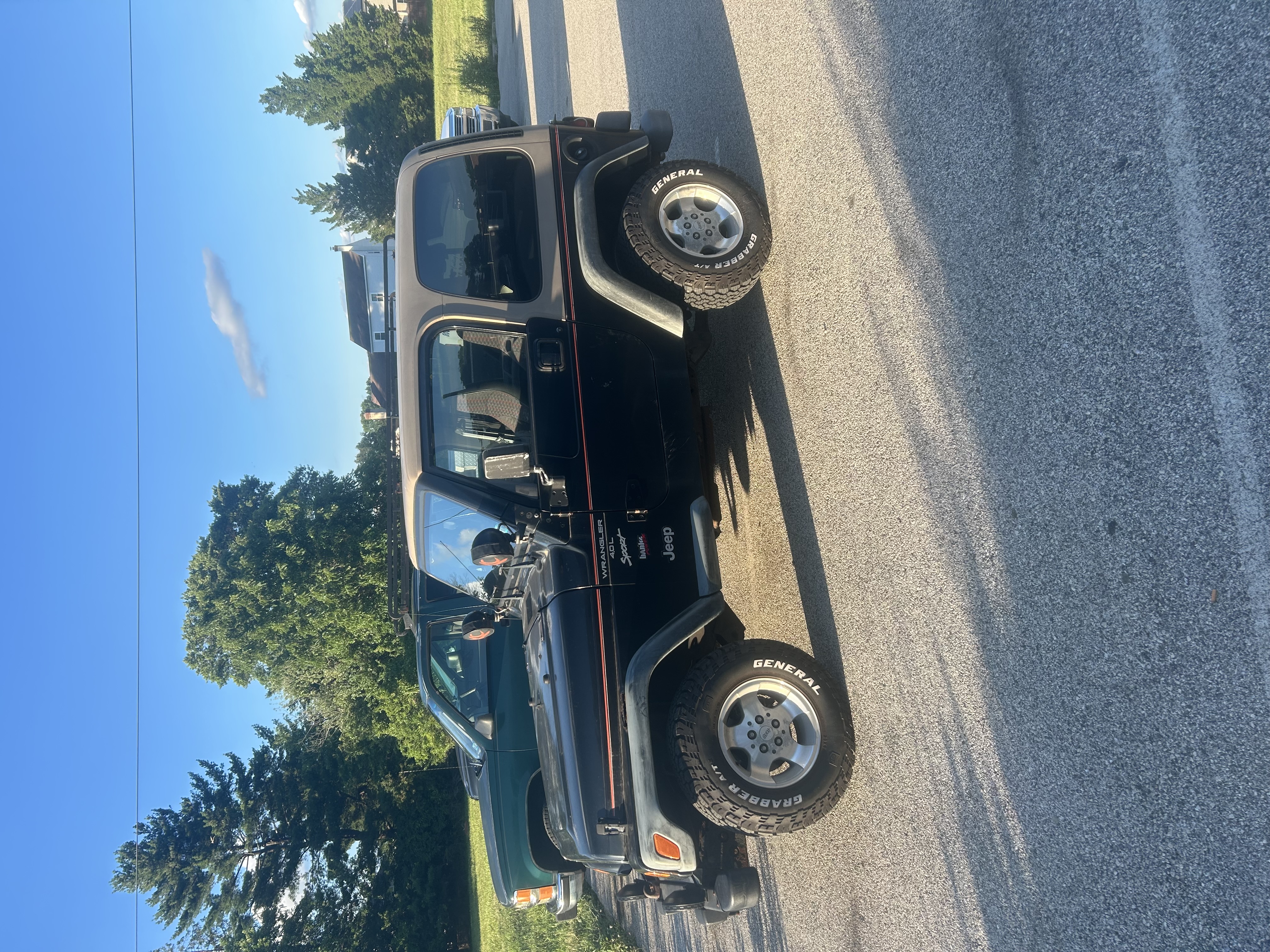 Used 2000 Jeep Wrangler Sport AWD/4WD image 2