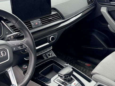 Used 2022 Audi SQ5 Prestige w/ Prestige Package image 8