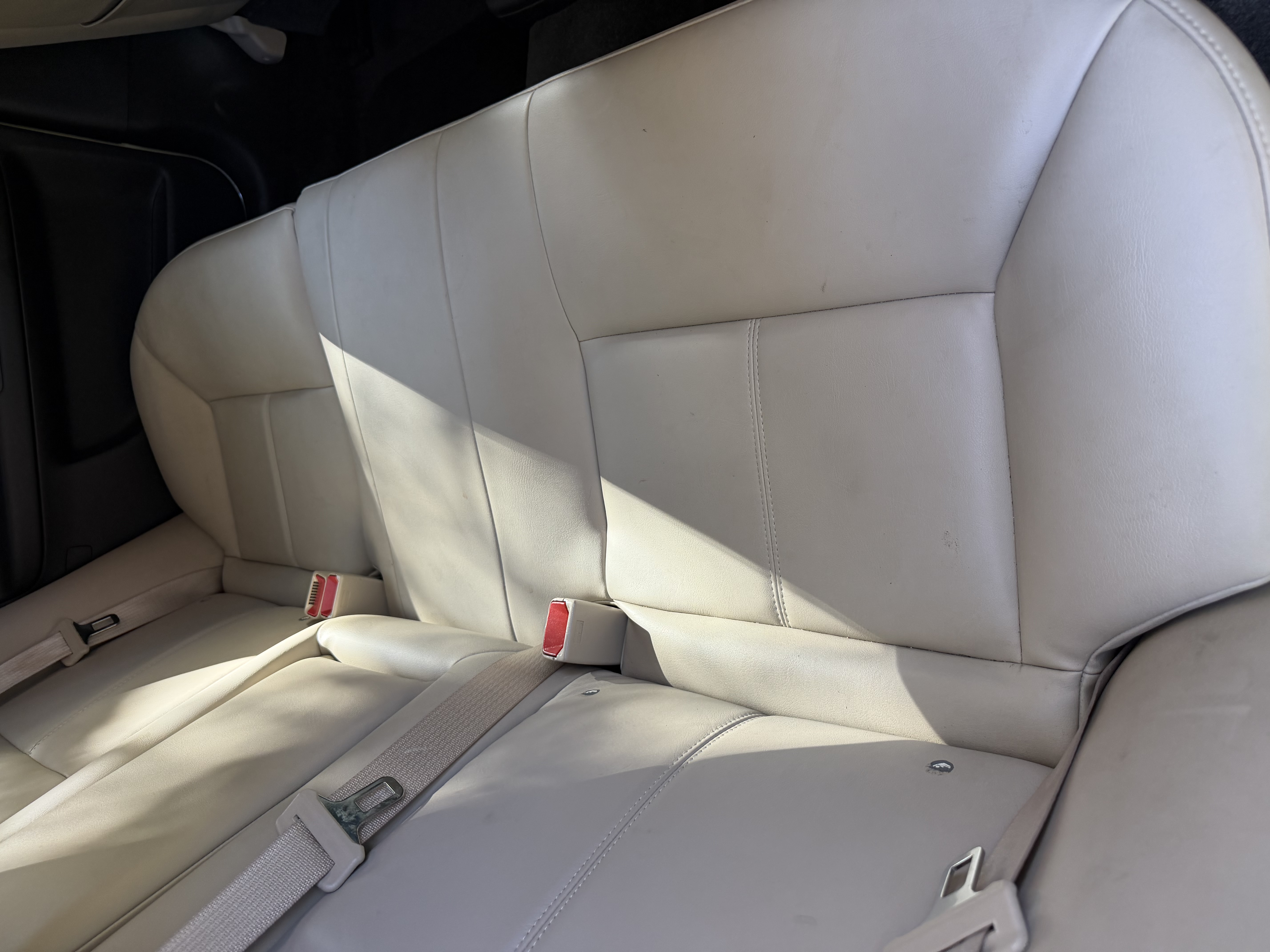 Used 2012 Chevrolet Impala LTZ FWD image 8