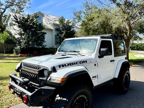 Used 2023 Jeep Wrangler Rubicon w/ Cold Weather Group image 9