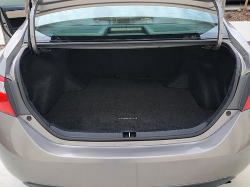 Used 2015 Toyota Corolla LE image 14