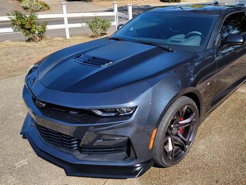 Used 2021 Chevrolet Camaro SS image 4