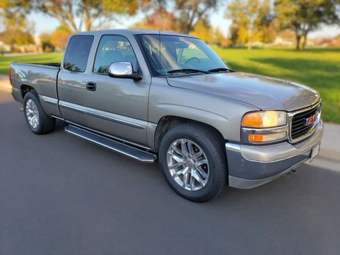Used 2001 GMC Sierra 1500 2WD Extended Cab image 9