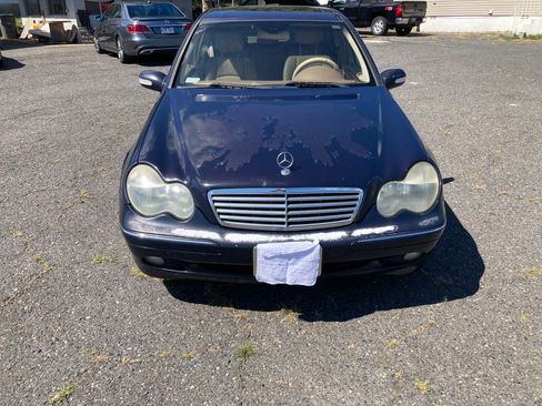Used 2004 Mercedes-Benz C 320 4MATIC Sedan image 5