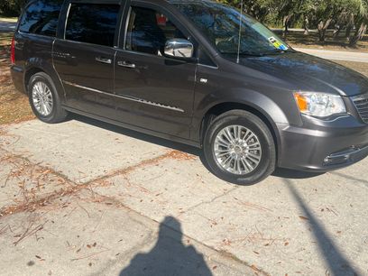 Used 2014 Chrysler Town & Country Touring-L