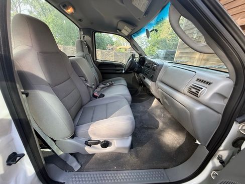 Used 2006 Ford F250 XLT RWD image 17