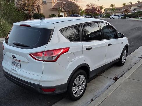 Used 2015 Ford Escape S image 11