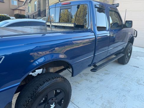 Used 2011 Ford Ranger XLT image 9