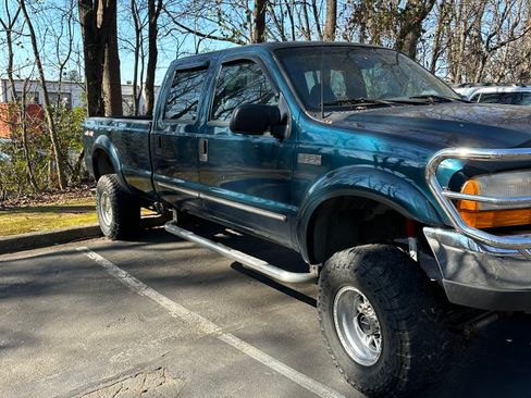 Used 1999 Ford F350 4x4 Crew Cab Super Duty image 2