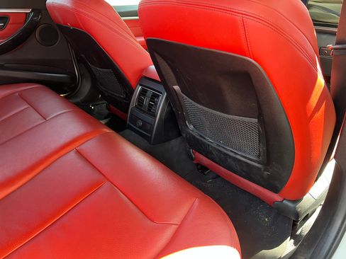 Used 2018 BMW 330e w/ M Sport Package image 6