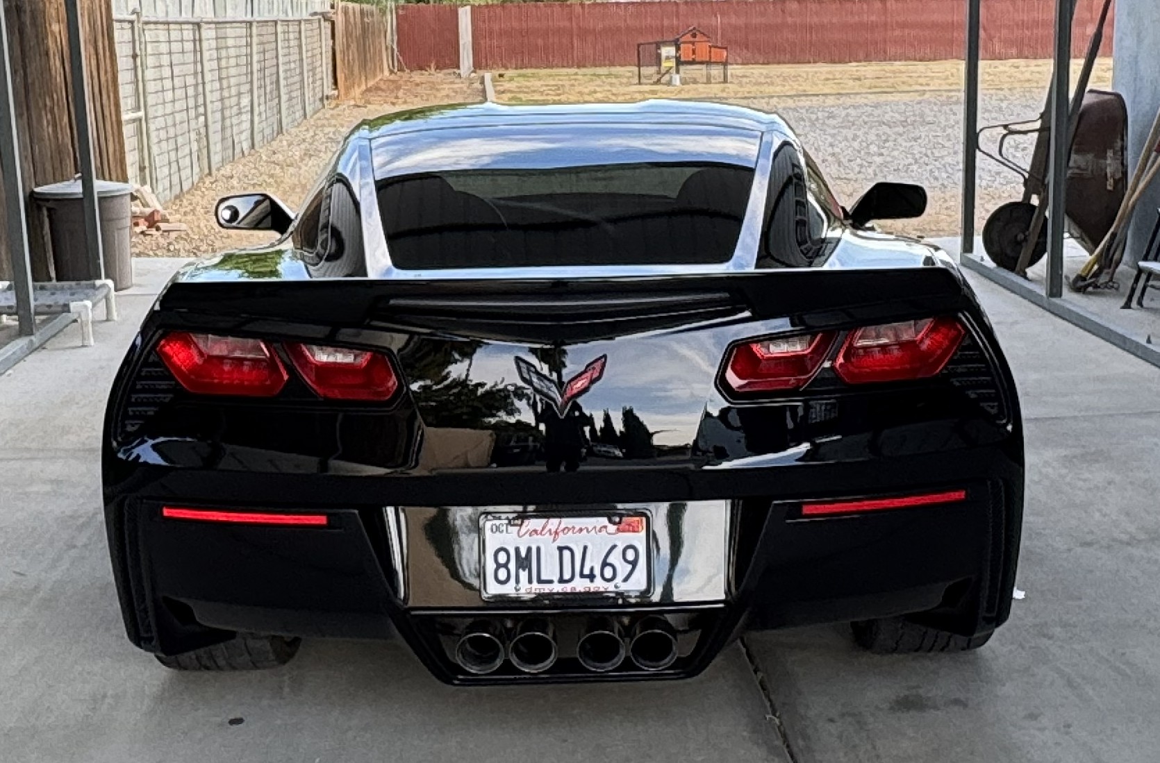 Used 2019 Chevrolet Corvette Stingray Coupe w/ Carbon Flash Badge Package RWD image 11