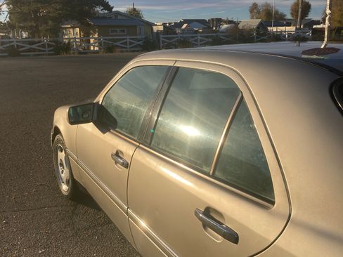 Used 1997 Mercedes-Benz C 280 Sedan image 5