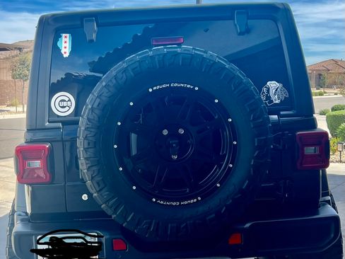 Used 2019 Jeep Wrangler Unlimited Sport S image 2