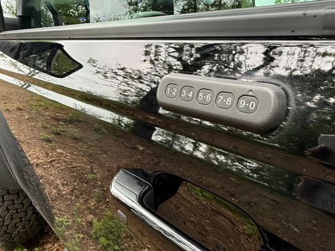 Used 2021 Ford Bronco Wildtrak AWD/4WD image 13