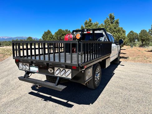 Used 2022 Ford F350 Lariat w/ Lariat Ultimate Package AWD/4WD image 20