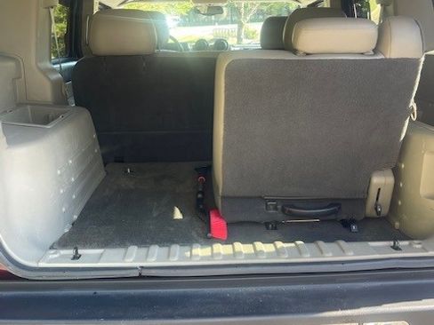 Used 2003 HUMMER H2 w/ Preferred Equipment Group image 23
