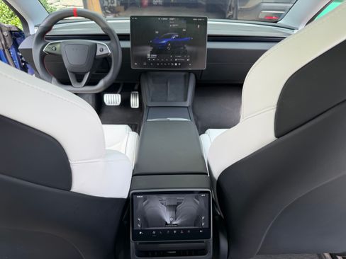 Used 2025 Tesla Model 3 Performance AWD/4WD image 18