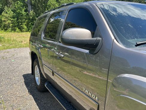 Used 2013 Chevrolet Tahoe LT w/ Suspension Package, Off-Road AWD/4WD image 4