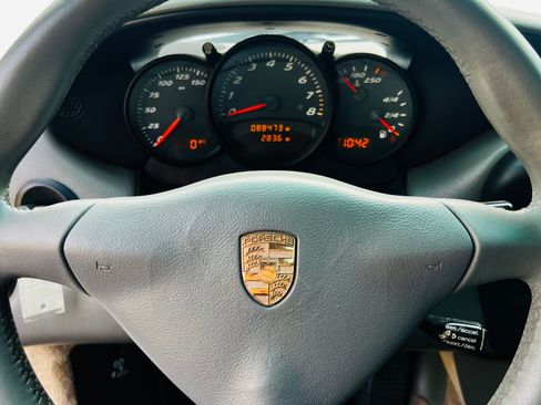 Used 2004 Porsche Boxster image 16