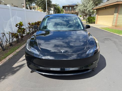 Used 2024 Tesla Model 3 Long Range AWD/4WD image 10