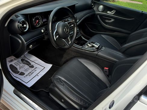 Used 2019 Mercedes-Benz E 300 image 4