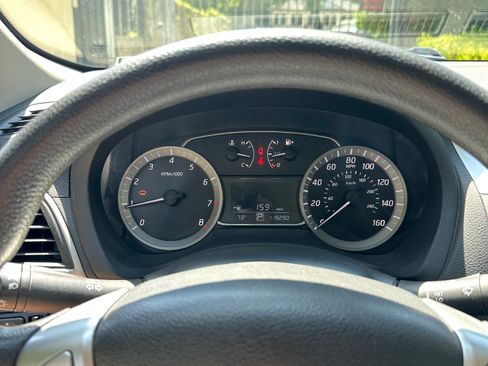 Used 2014 Nissan Sentra SV FWD image 24
