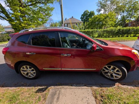 Used 2012 Nissan Rogue SL AWD/4WD image 1
