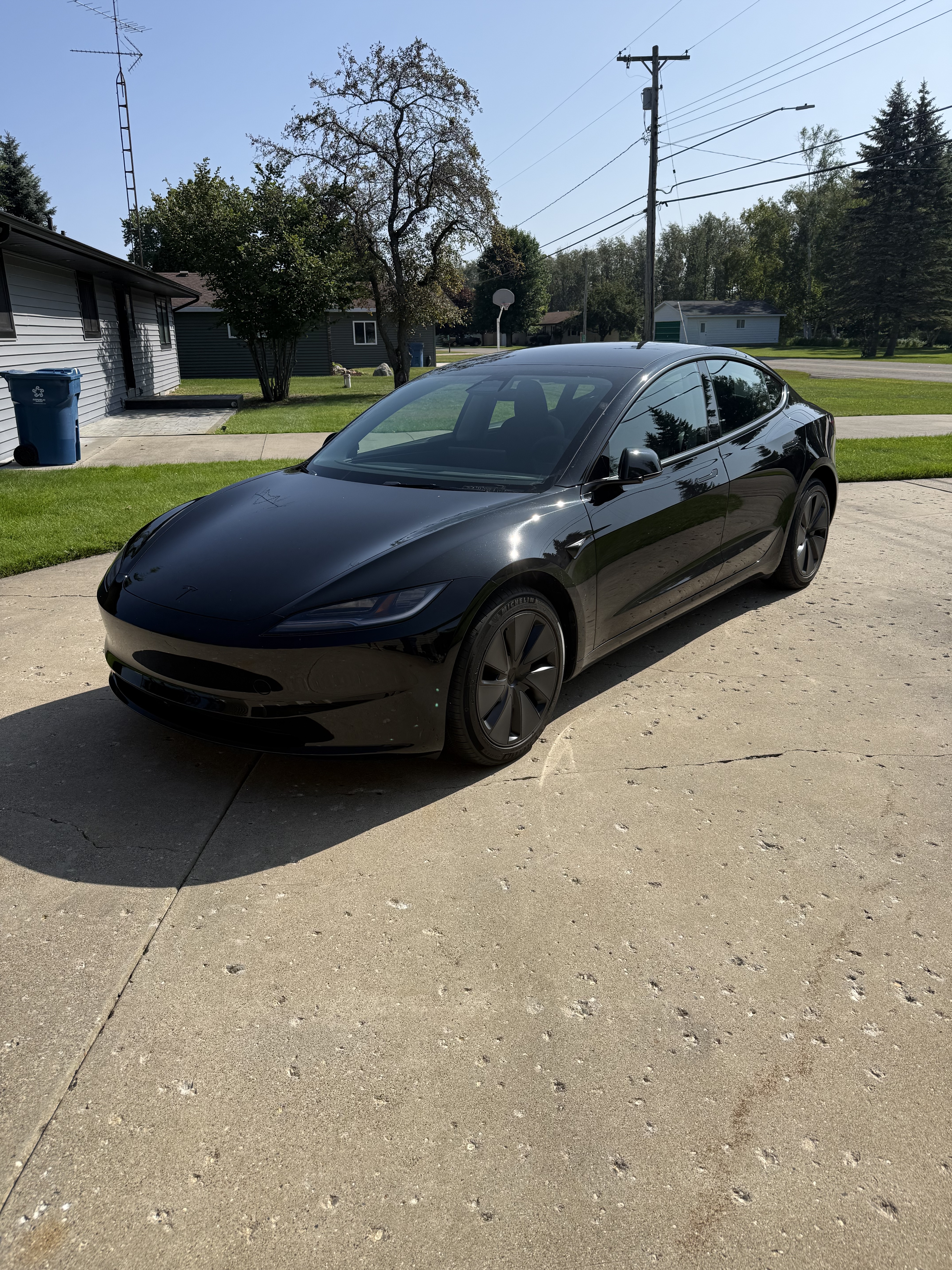 Used 2026 Tesla Model 3 AWD/4WD image 9