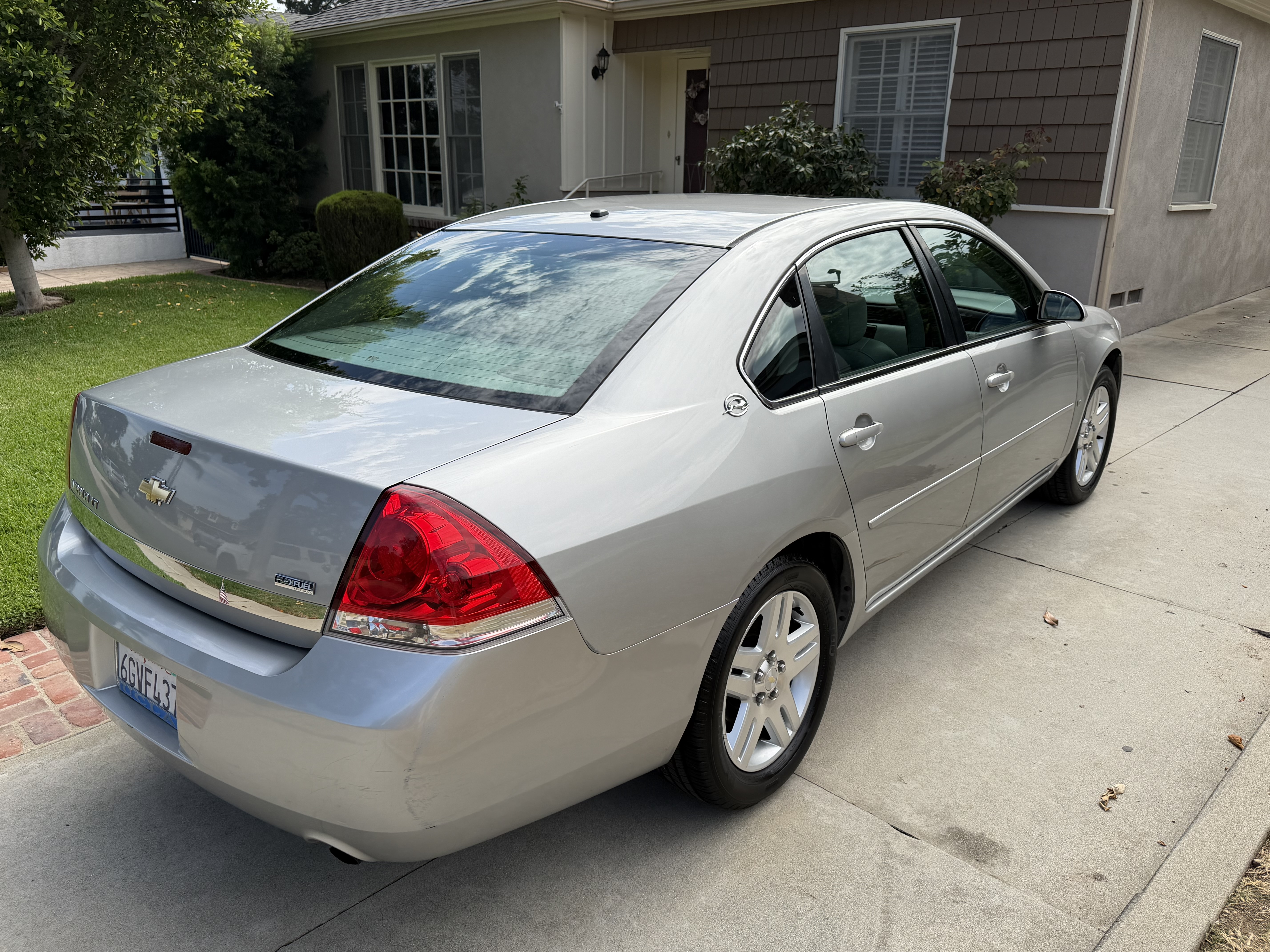Used 2008 Chevrolet Impala LT FWD image 9