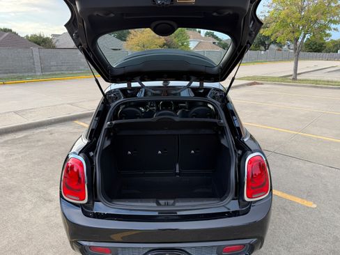 Used 2016 MINI Cooper S image 6