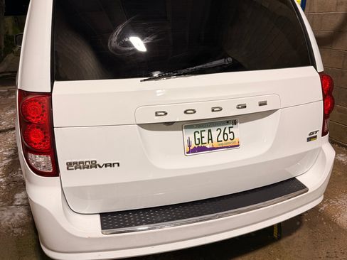 Used 2019 Dodge Grand Caravan GT image 6