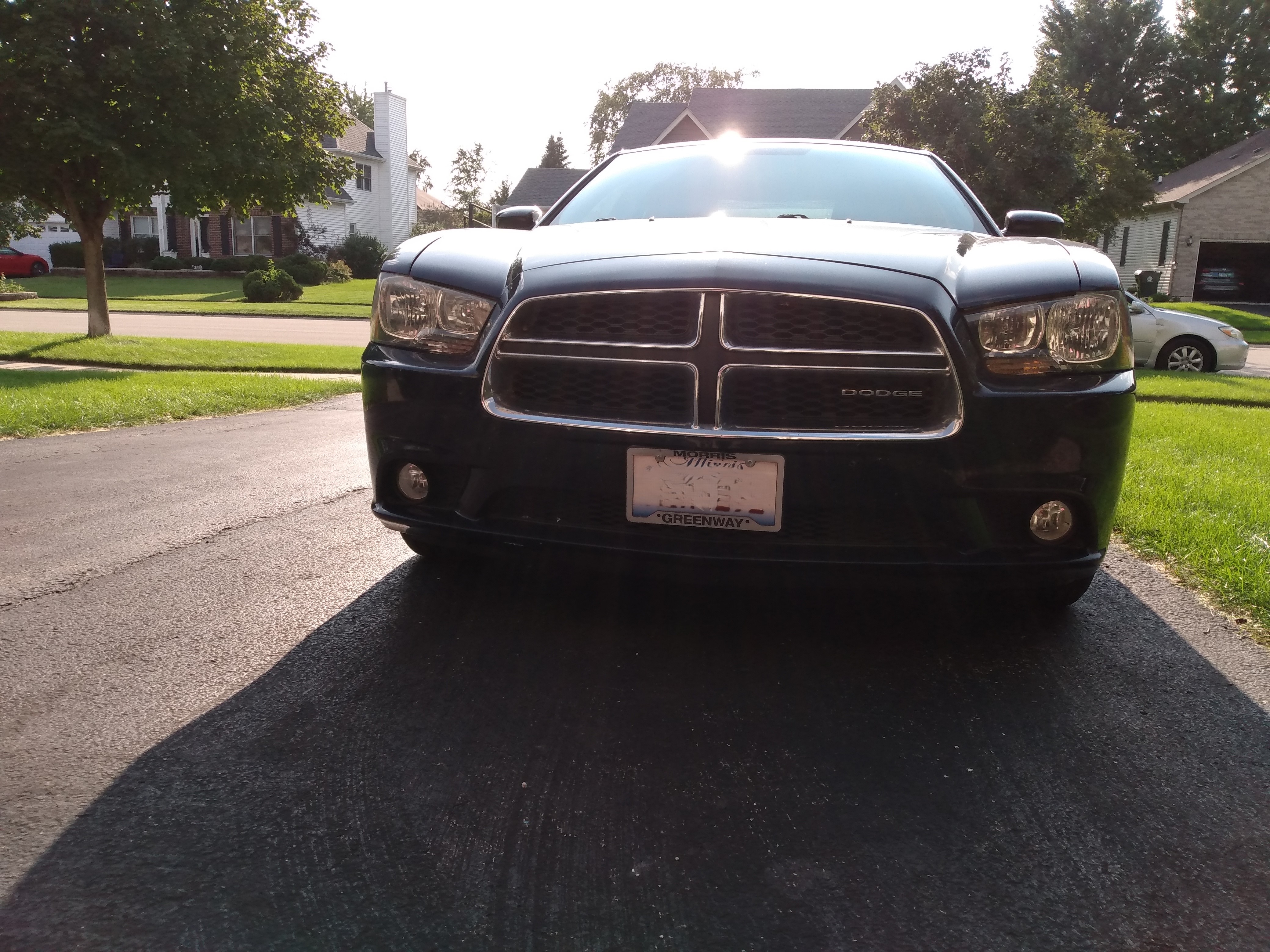 Used 2011 Dodge Charger SE RWD image 4