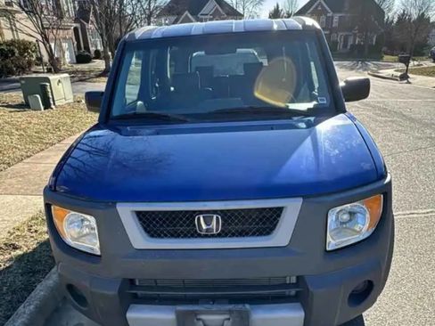 Used 2004 Honda Element EX image 2