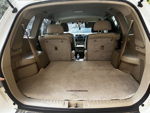 Used 2013 Toyota Highlander Plus image 6