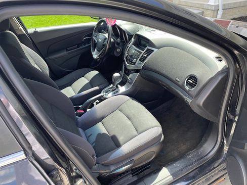 Used 2014 Chevrolet Cruze LT image 15