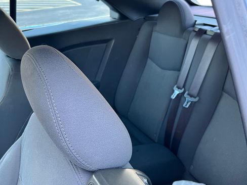 Used 2009 Chrysler Sebring LX w/ Convenience Group image 8