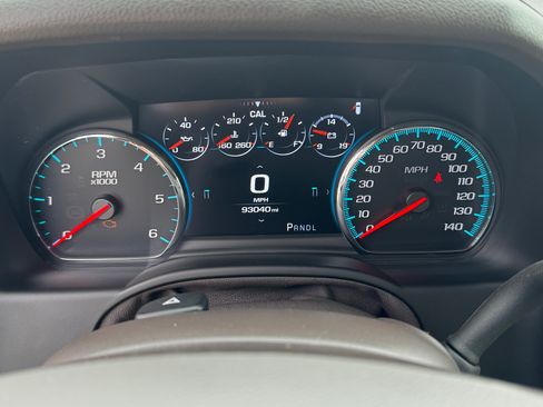 Used 2020 GMC Yukon XL Denali w/ Open Road Package image 10