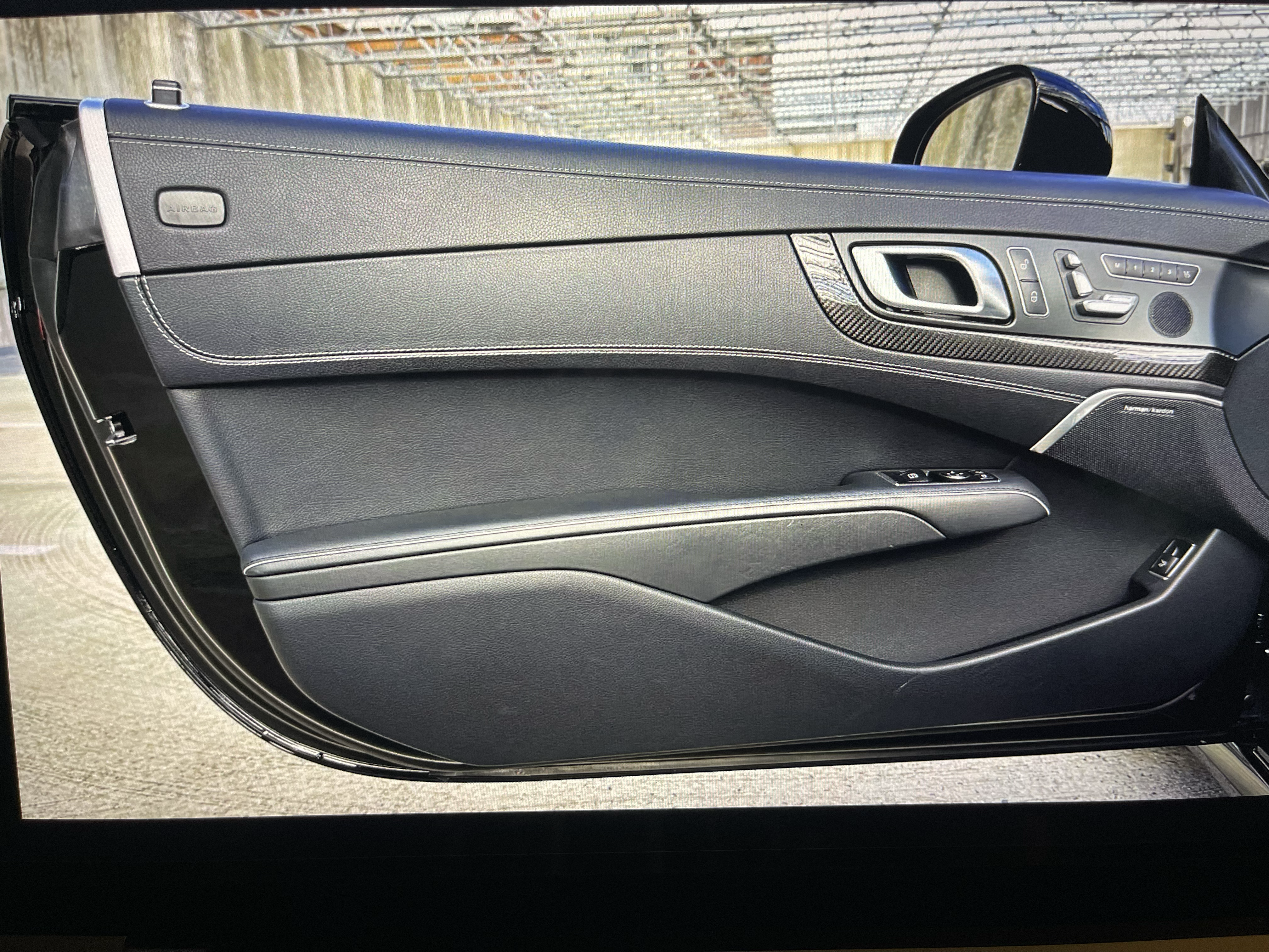 Used 2014 Mercedes-Benz SL 63 AMG image 14