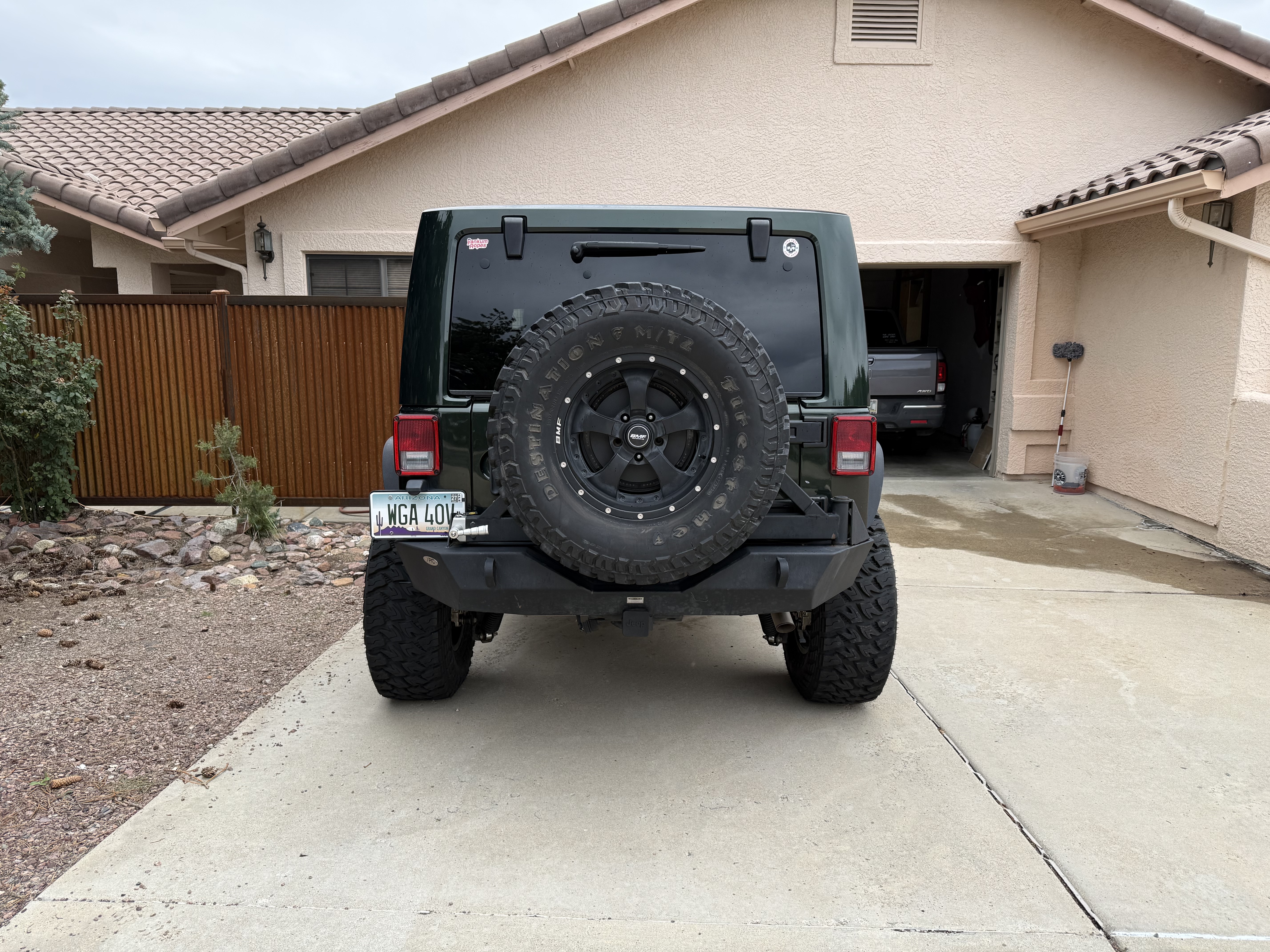 Used 2012 Jeep Wrangler Rubicon w/ PWR Convenience Group AWD/4WD image 4