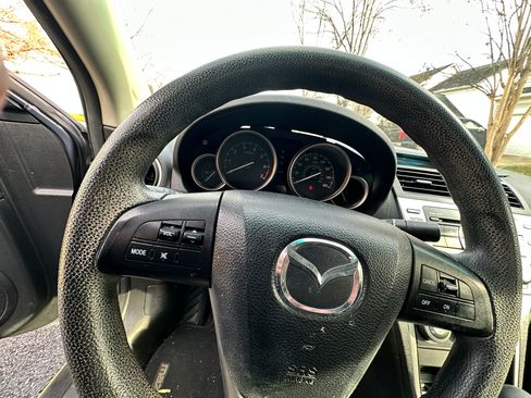 Used 2011 MAZDA MAZDA6 i Sport image 9