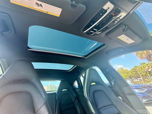 Used 2018 Porsche Panamera w/ Premium Package Plus RWD image 2