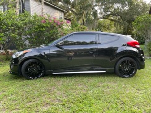 Used 2017 Hyundai Veloster Turbo w/ Tech Package 02 image 5