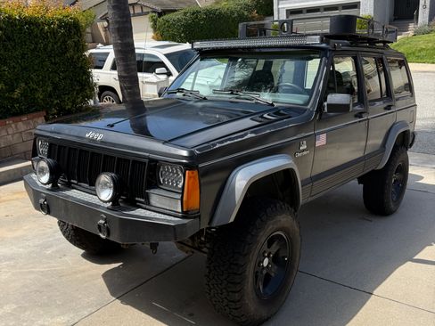 Used 1995 Jeep Cherokee Country image 10