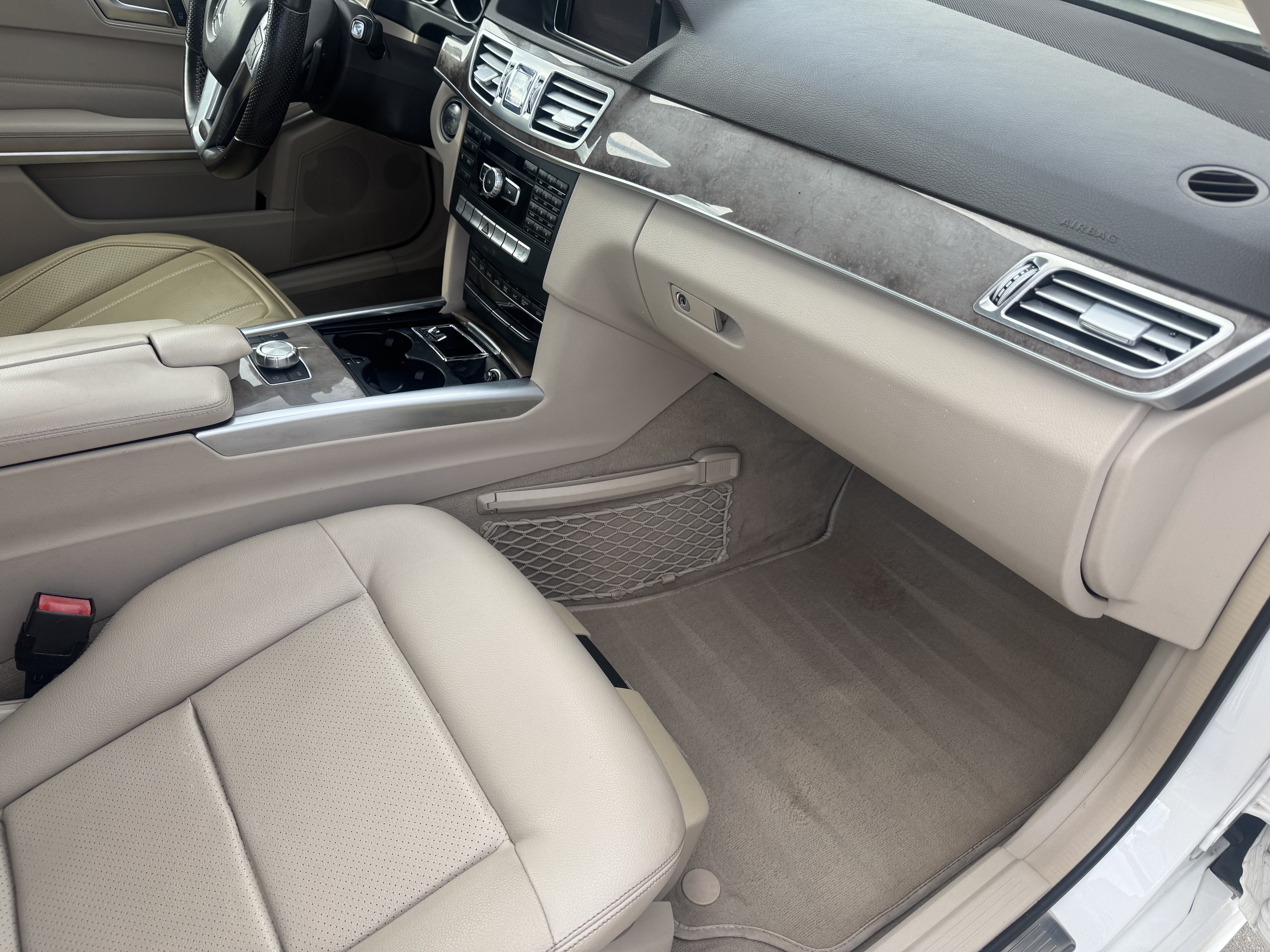 Used 2015 Mercedes-Benz E 350 4MATIC Sedan image 16